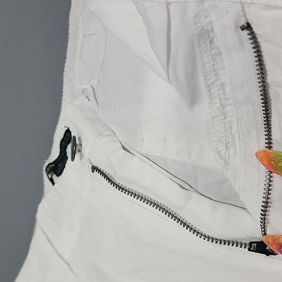 Capris - Picture 5 of 10